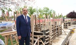 Başkan Altay: '150 milyon lira maliyetle yayalar ve bisiklet kullanıcıları için 2 yeni üst geçit yapıyoruz'