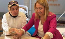Başkan Tekin kendi elleriyle gözleme açtı