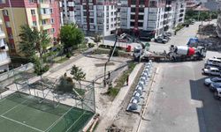 Bolu'da çocukların oyun alanları yenileniyor