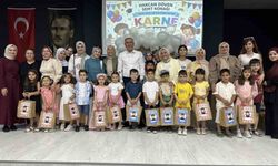 Çayırova Çocuk Kulübü öğrencileri karnelerini aldı