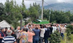 Denizli'deki faciada hayatını kaybeden Hayriye Arıkan, Alanya'da son yolculuğuna uğurlandı