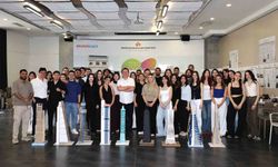 Dünyaca ünlü 22 binaya 'deprem' simülasyonu