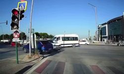 Kırmızı ışık ihlali kazaya neden oldu