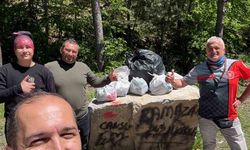 Kütahya'da kirlenen mesire alanını Eskişehirli motosiklet grubu temizledi