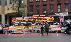 Ortodoks Yahudiler, New York'ta İsrail Devleti'ni ve zorunlu askerlik uygulamasını protesto etti