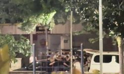 Parkta tekme tokatlar havada uçuştu