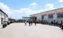Pursaklar Belediye Başkanı Çetin, belediye personeliyle bayramlaştı