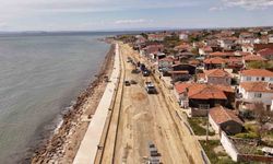Şarköy Eriklice Sahili'nde duble yol ve bisiklet yolu çalışması