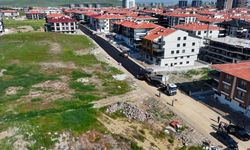 Sincan'da asfalt mesaisi hız kesmiyor