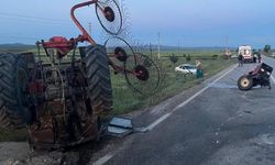 Traktörün ortadan ikiye bölündüğü kazada 3 kişi yaralandı