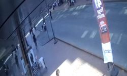 Zonguldak'ta 10 yaşındaki çocuğa motosikletin çarpma anı kamerada