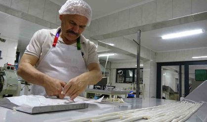 Veresiye toz şekerle başlayan gelenek, 75 yıldır devam ediyor
