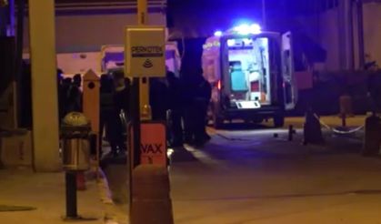 Trafik kazası: Otomobil ile motosiklet çarpıştı