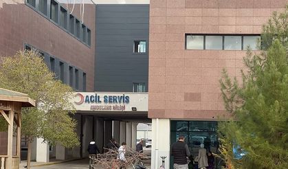 Bıçaklı kavgada korku dolu anlar yaşandı: 2 yaralı