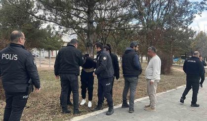 Firari askeri kovalamaya motosiklet sürücüsü de katıldı