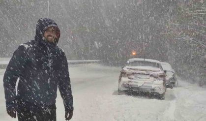 Bartın'da kar yağışı etkisini sürdürüyor