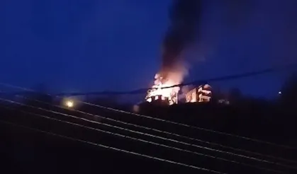 Rize'de ev yangını: 73 yaşındaki kişi hayatını kaybetti