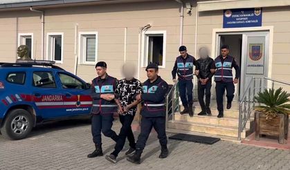 İkizinin kimliğini kullanan firari yakalandı