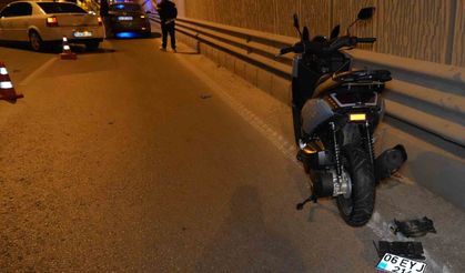 Otomobil motosiklete çarptı: 2 yaralı
