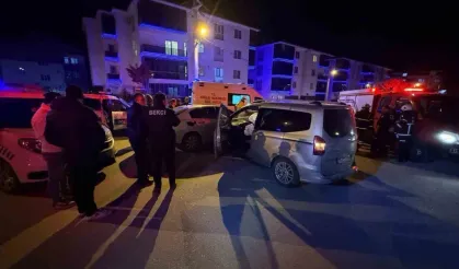 Trafik kazasında 2 kişi yaralandı