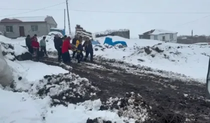 Boynu kırılan kadının imdadına ekipler yetişti