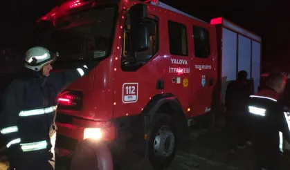 İtfaiyecilere taşlı saldırı: 2 araç hasar gördü