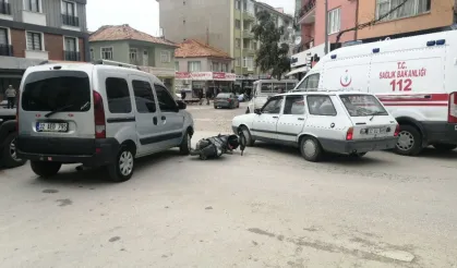 Ticari araç ile çarpışan motosiklet sürücüsü yaralandı