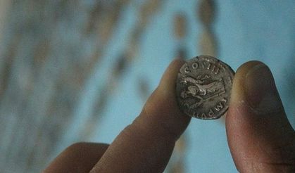 Araçta 43 parça tarihi eser yakalandı: 2 kişi gözaltında