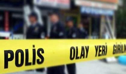 Sokak ortasında bıçaklı saldırıya uğrayan şahıs yaralandı