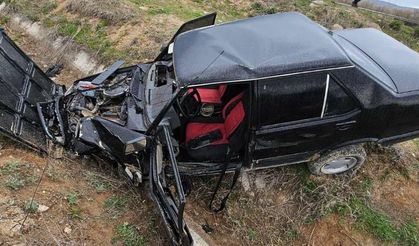 Tavşanlı'da Tofaş otomobili su kanalına uçtu: 1 yaralı