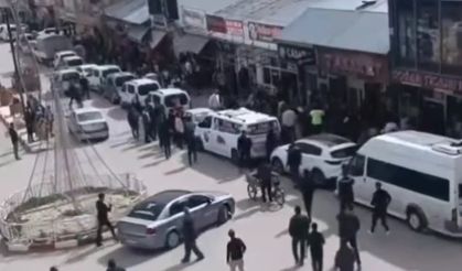 Erciş'te taşlı sopalı kavga: 4 yaralı, 7 gözaltı