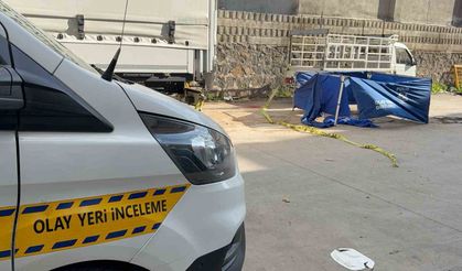 Tırın altında kalan çocuk hayatını kaybetti