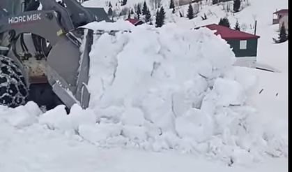 Yayla yollarında karla mücadele