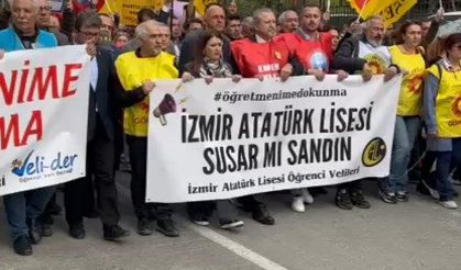 İzmir'de öğrenci ve velilerden yürüyüş!