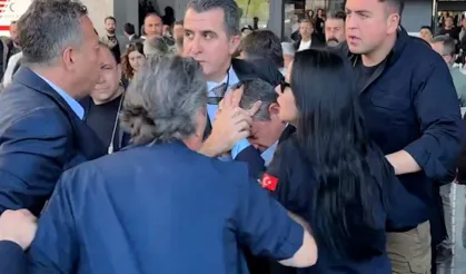 CHP Genel Başkanı Özgür Özel’e tören çıkışında saldırı