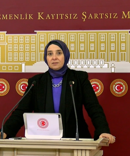 Elif Esen’den Sağlık Bakanlığı’nın kilo tespit uygulamasına tepki
