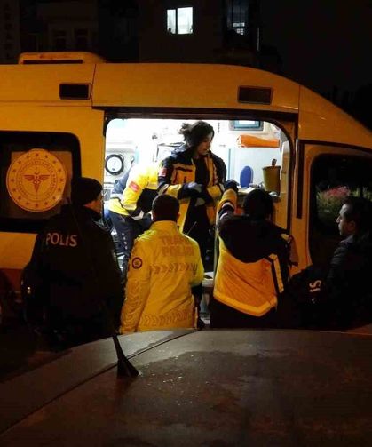 Polislerin karıştığı kazada 2 emniyet mensubu yaralandı