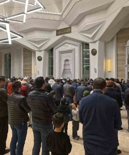 Aksaray'da Ramazan ayının ilk teravih namazı kılındı