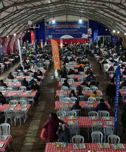 Arnavutköy Belediyesi'nden Kosova'da bin 500 kişilik 'Kardeşlik Sofrası'