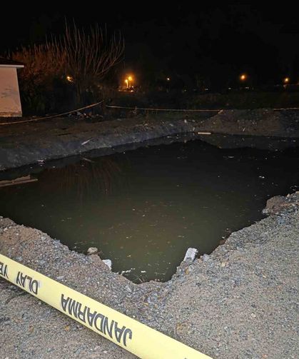 Hatay'da su dolu temelin içindeki toplarını almak isterken düşen 2 kardeş çocuk öldü