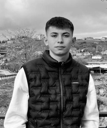 Manisa'da motosiklet devrildi: 16 yaşındaki sürücü hayatını kaybetti