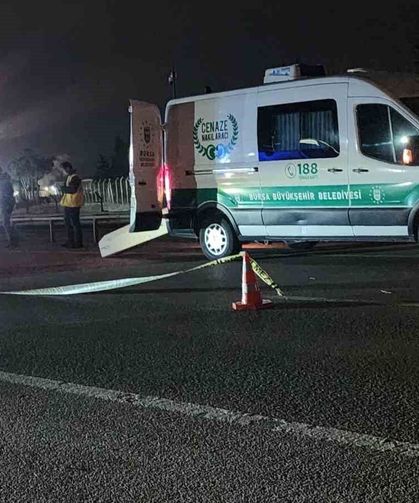 Mustafakemalpaşa'da aracın çarptığı yaya hayatını kaybetti