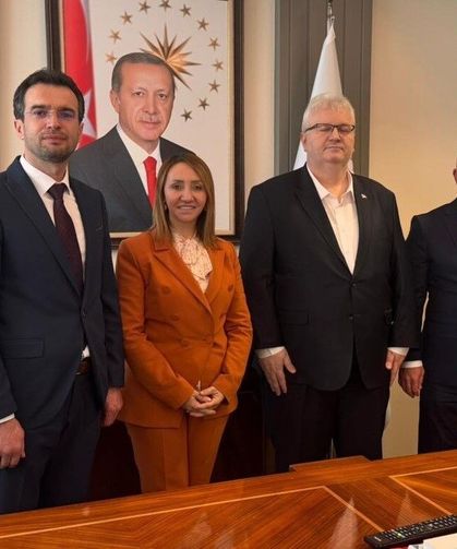 AK Partili belediye başkanları ilçelerin talepleri bakanlıklara taşıdı