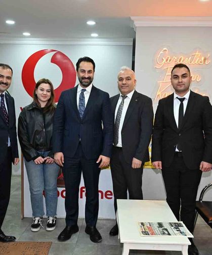 Demirci'de 5 bin kişilik iftar sofrası kuruldu