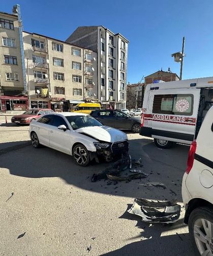 Elazığ'da trafik kazası: 1 yaralı