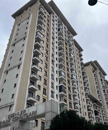 Esenler'de sitedeki silahlı kavgada 19 yaşındaki genç hayatını kaybetti