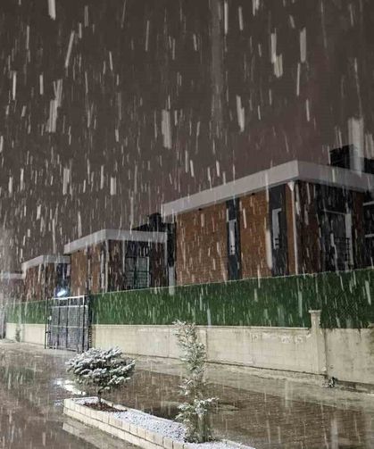 Kayseri'de kar yağışı