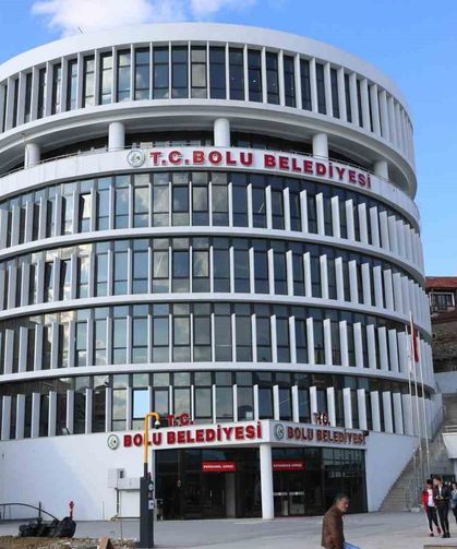 3 Belediye Başkan Yardımcısı tutuklanan Bolu Belediyesi'nde yeni atama