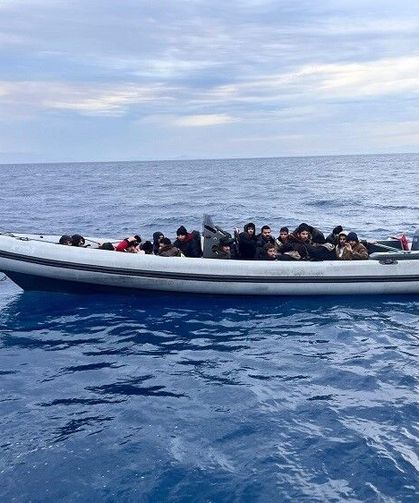 Aydın açıklarında göçmen operasyonu