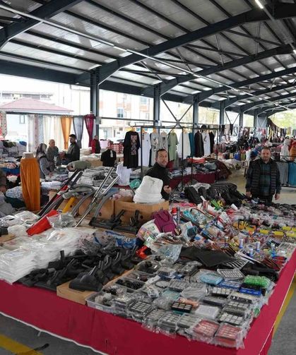 Düzce Belediyesi 3. kapalı pazaryerini hizmete açtı